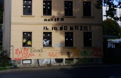   Herbe Niederlage für die Neonazis vorm Oberverwaltungsgericht | Das OVG in Bautzen hat entschieden: Neonazis dürfen am Samstag nicht laufen  