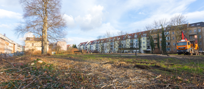   Weniger Park, mehr Wohnungen | Der Leopoldpark in Connewitz wurde abgeholzt  