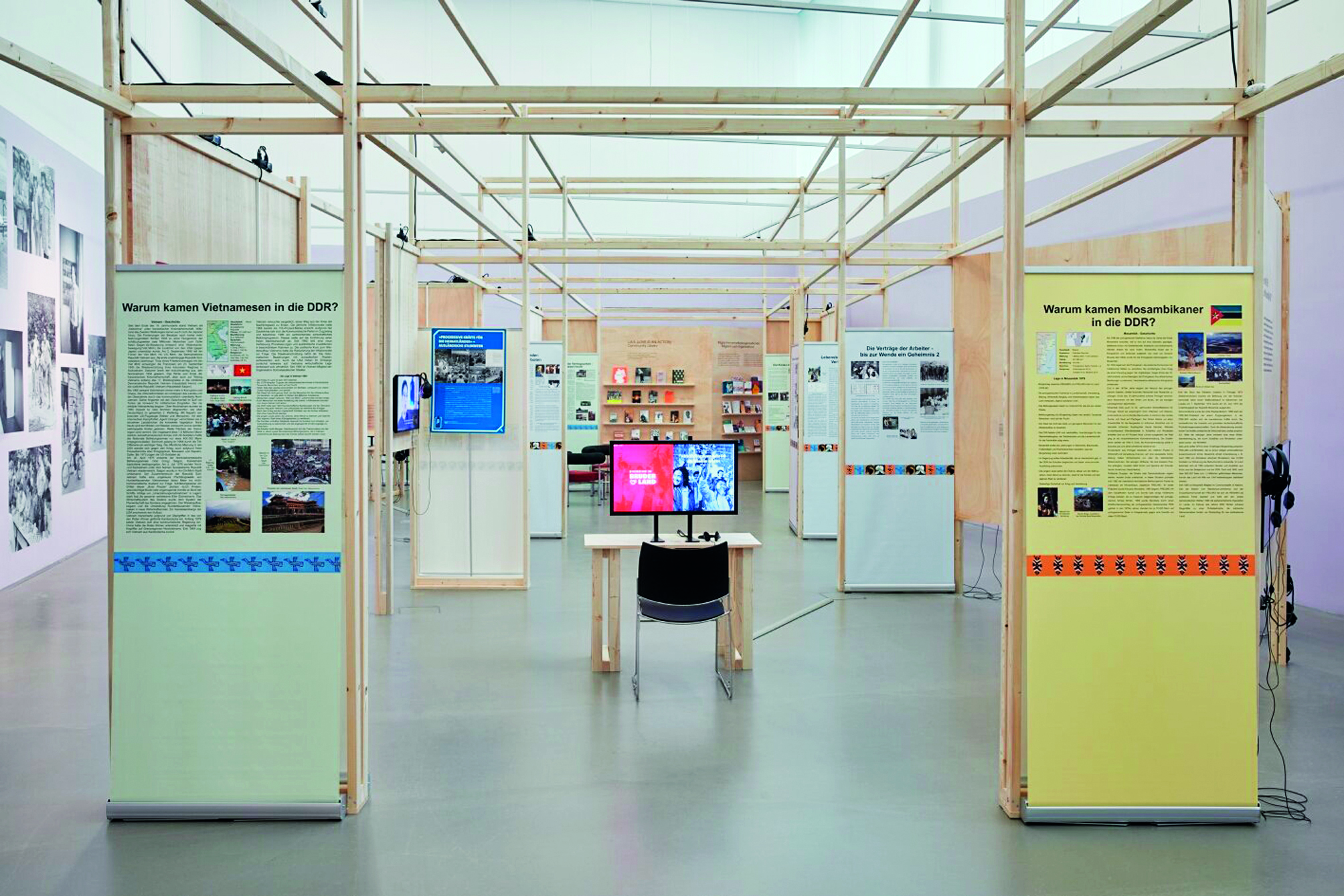   Entzweiungen | Das Museum der bildenden Künste scheitert mit der Ausstellung »Re-Connect« und dem Schreiben einer migrantischen Kunstgeschichte  