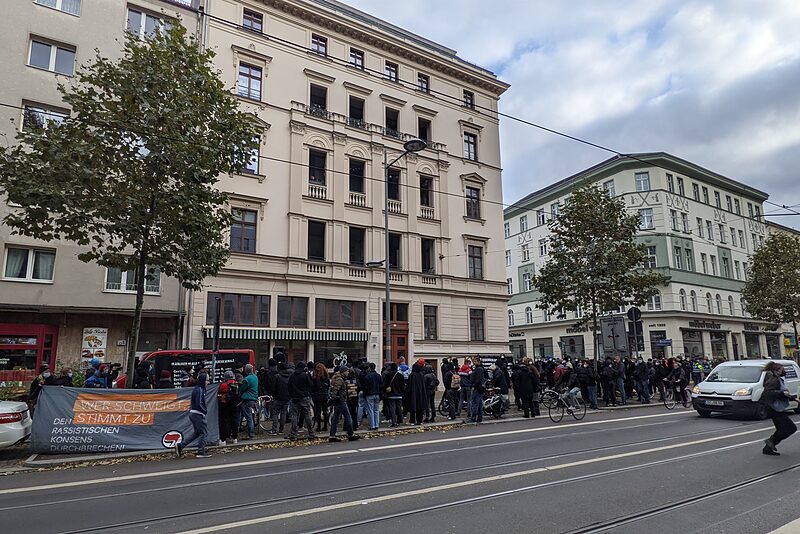 Leipziger Polizeifestspiele | Polizeilicher Ausnahmezustand in Leipzig trotz Demo-Verbot