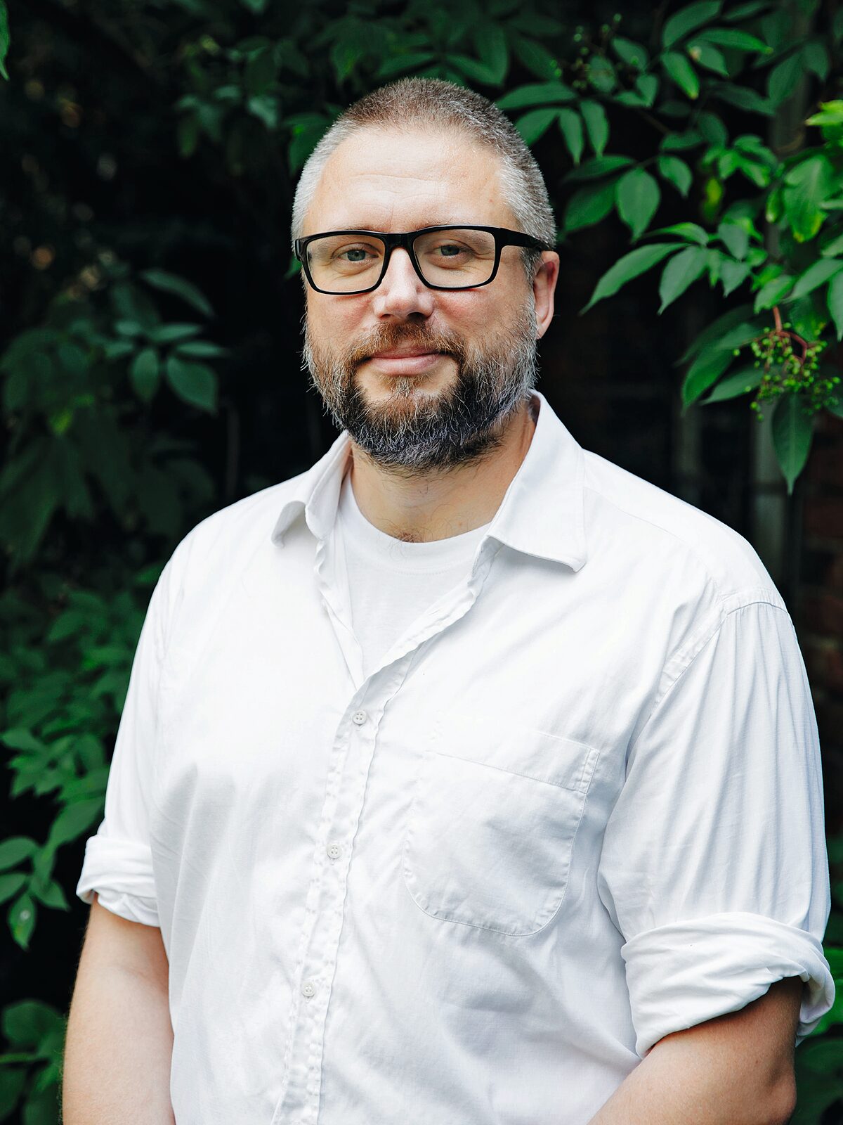   »Wie überlebt man?« | Journalist Daniel Schulz über Freundschaft zu Neonazis, Übelkeit beim Schreiben und seinen erfolgreichen Essay »Wir waren wie Brüder«  
