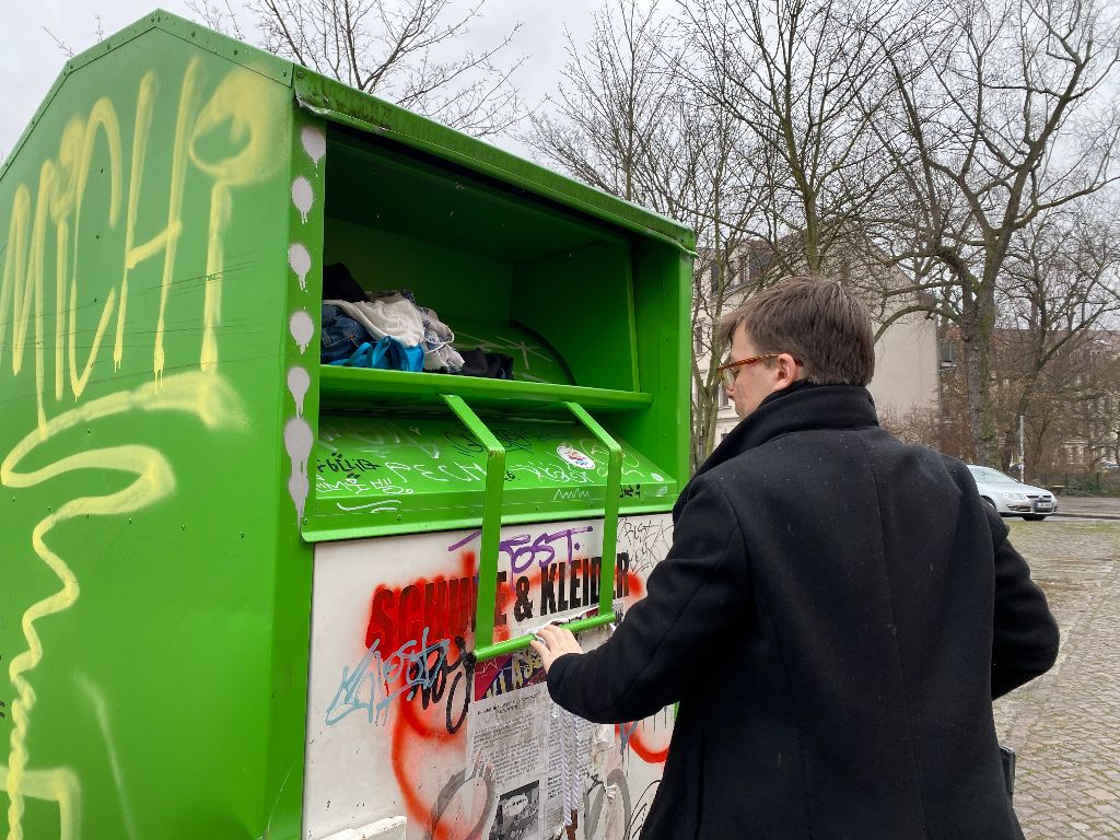   Gesetz vor Gemeinwohl | Keine städtischen Altkleidercontainer erlaubt  