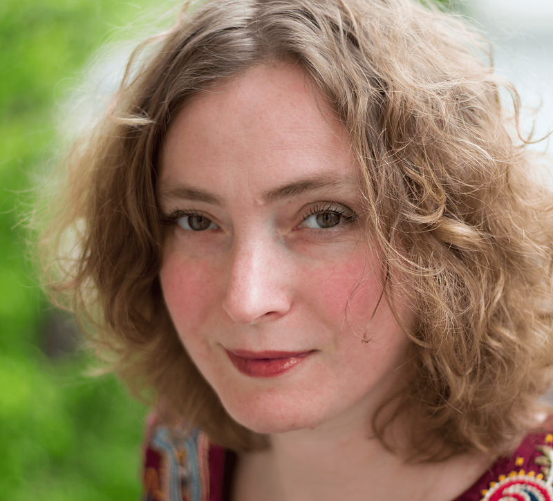 »Ich muss immer etwas tun, weinen bringt jetzt nichts« | Autorin Svetlana Lavochkina über den Krieg in ihrer Heimat und ihren neuen Roman