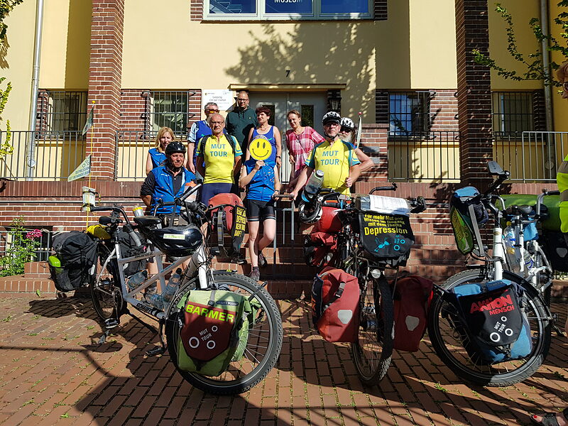 Mit Vollgas gegen Vorurteile | Eine Fahrradtour, um auf Depressionen aufmerksam zu machen, macht Halt in Leipzig