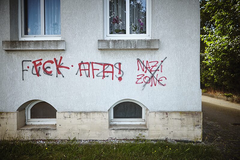 Rechte Raumnahme im Ehrenamt | Über Freiwilligenarbeit versuchen Rechtsextreme in Sachsen, Anschluss an die Zivilgesellschaft zu bekommen