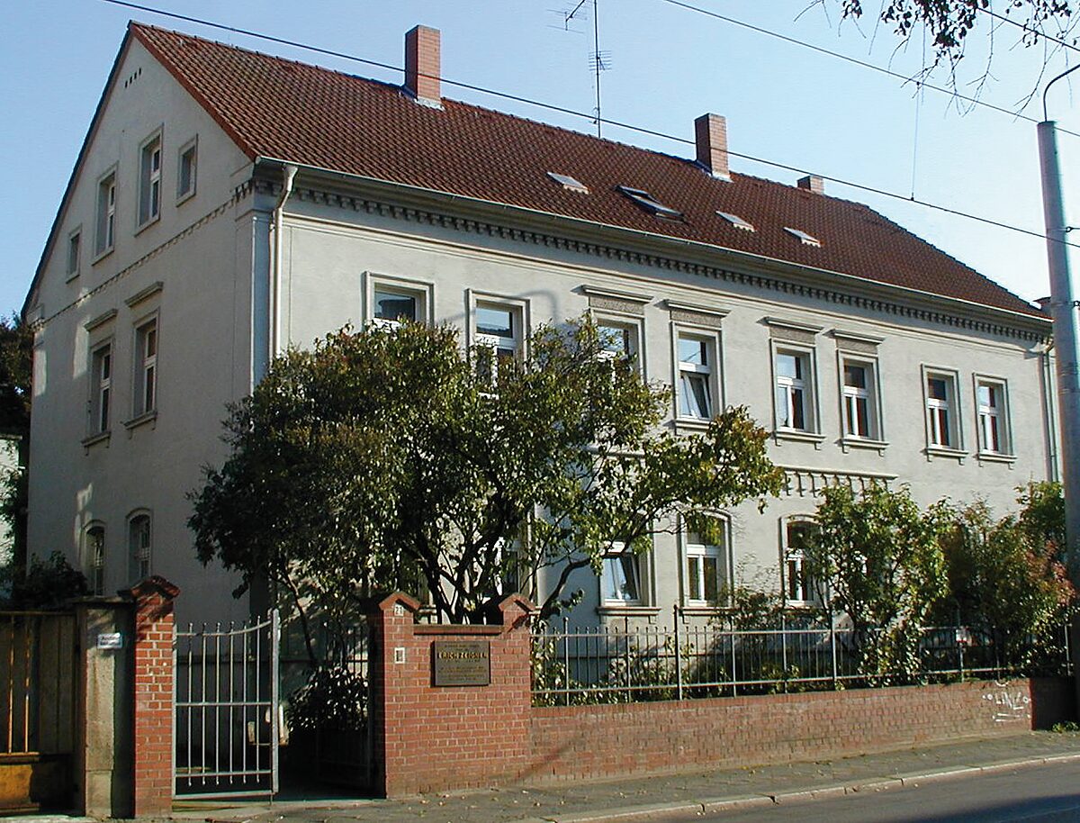   »Rechtsextremismus wird ernst genommen, wenn es zu spät ist« | Das Erich-Zeigner-Haus arbeitet gegen Rechtsextremismus – in finanziell schwieriger Situation  