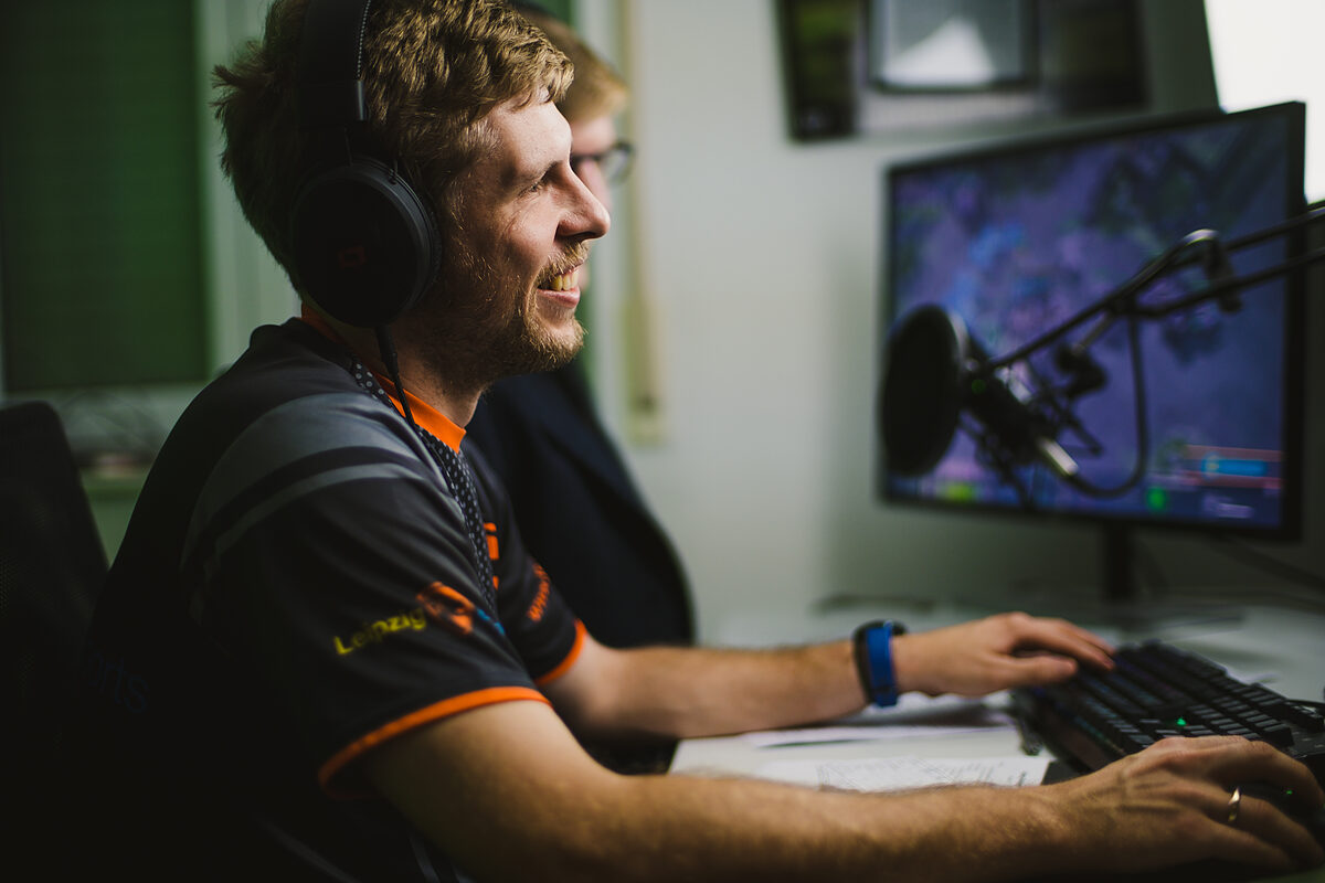   E-Sports zwischen Aufwind und Flaute | Die gesellschaftliche Anerkennung des E-Sports steht noch aus  