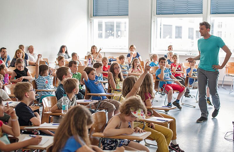 Kooperative Kinder | Daniel Haun, Professor für Frühkindliche Bildung und Kultur an der Universität Leipzig im Interview über das Spiel- und soziale Verhalten von Kindern