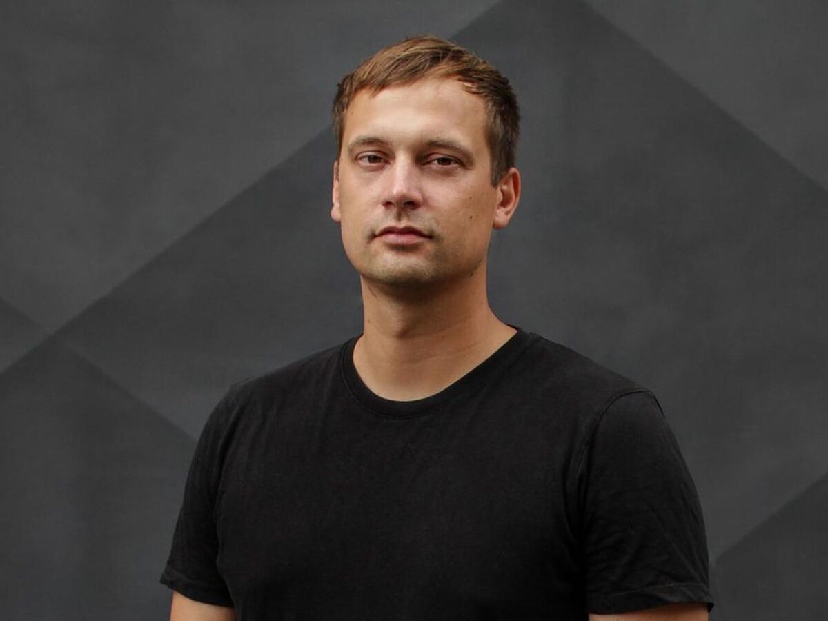   Vom Aufwachsen im Osten | Hendrik Bolz liest aus seinem Buch »Nullerjahre«  