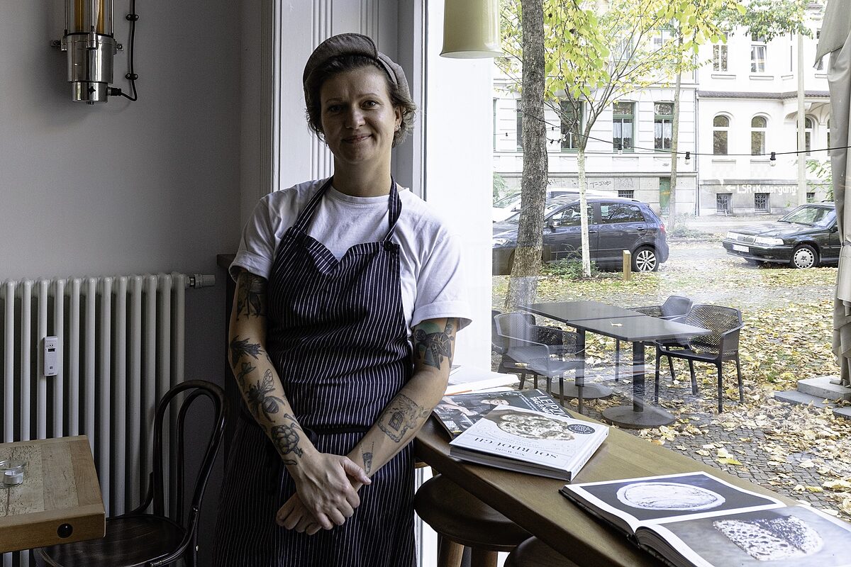   »Vegan fetzt und schmeckt« | Rike Schindler über vegane Küche, das Reisen und die Nachteile von Fake-Schnitzel  