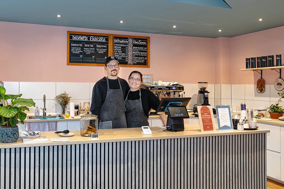   Reistopf und Lasagne | Das Café Tamche im Waldstraßenviertel serviert uigurische Küche  