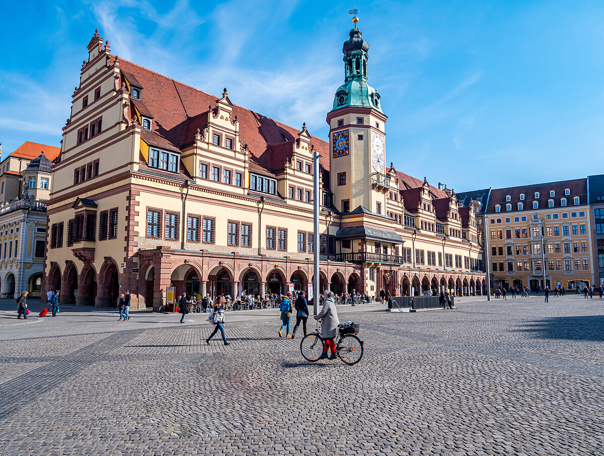   Ein Recht auf Stadt | Die Kaufhof-Schließung ist gestoppt – das Nachdenken über eine attraktive Stadtmitte nicht. Ein Kommentar.  