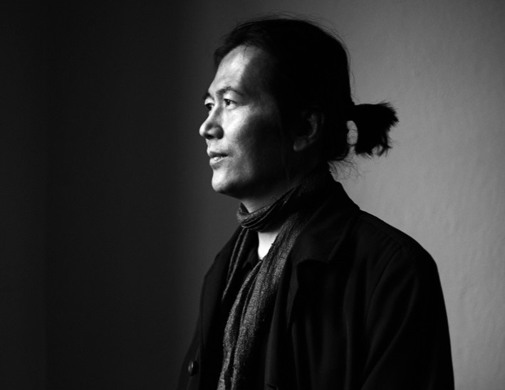 »Wir werden zum Daten- und Konsumvieh« | Philosoph Byung-Chul Han über seine erste Lesung, Selbstausbeutung und das Lob der Untätigkeit