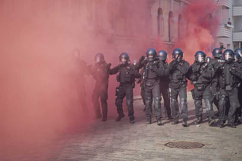 Was soll das? | Die größte Bedrohung für den Rechtsstaat ging am vergangenen Wochenende von der Polizei und der Stadt Leipzig aus