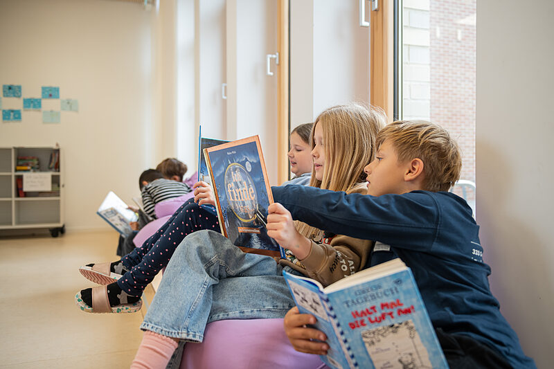 Prekäre Situation | Ein Großteil des Personals an Leipziger Schulbibliotheken ist ungelernt – und ab 2024 wohl arbeitslos