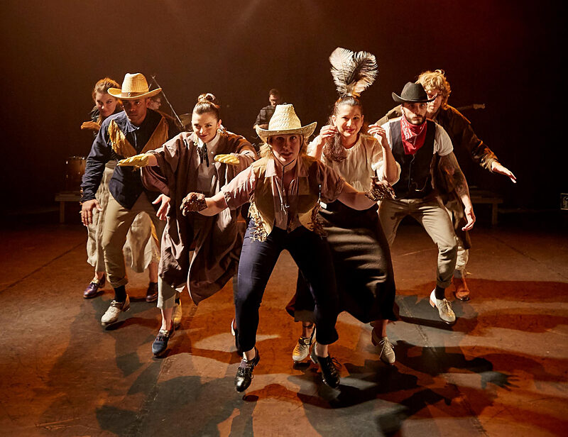 Ebbe beim Tanz? | Die Tanzplattform 4fT und die Sebastian Weber Dance Company um die Zukunft zittern