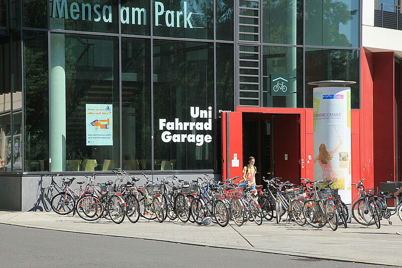 Geld her! | Auch für Leipziger Studierende hat sich die wirtschaftliche und soziale Lage in den letzten Jahren verschlechtert