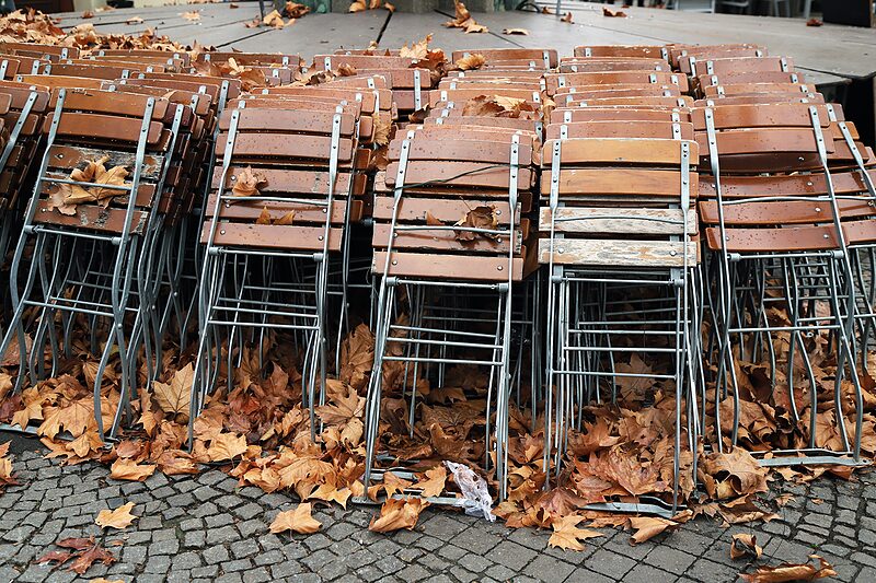Umsatz und Gewinn | Die Regelung für die ermäßigte Mehrwertsteuer in der Gastronomie läuft zum Ende des Jahres aus – Die Branche fürchtet erneut Einbußen und Schließungen