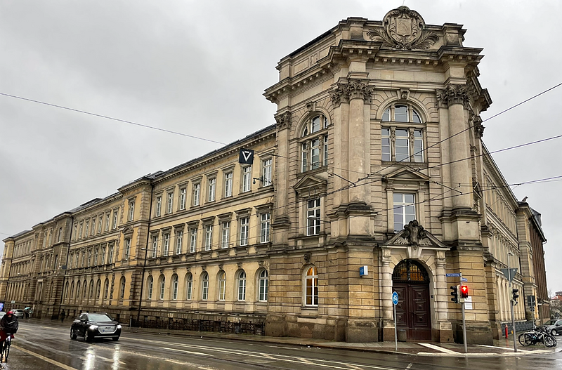 In Hausschuhen und ohne Jacke | Anwohnende berichten von willkürlichen Dursuchungen und Identitätsfeststellungen am 13. Dezember in Connewitz