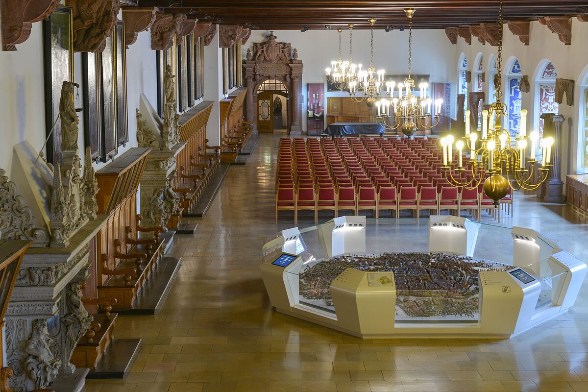   Stadtgeschichtliches Museum |   