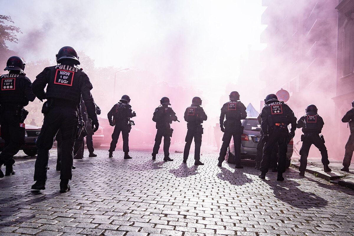   Kein Fehlerbewusstsein | Das Sächsische Justizministerium rechtfertigt die Hausdurchsuchung bei einem Journalisten – sein Zeugnisverweigerungsrecht habe nicht gegolten  