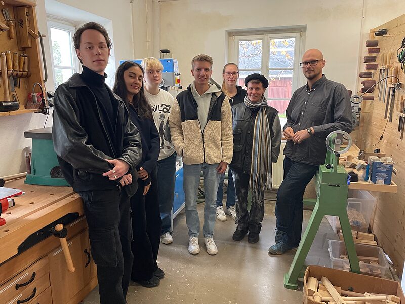 Studierende mit Markus Weber