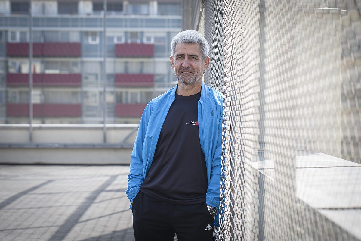  Maradona und Meuselwitz | Damian Halata hat mit den und gegen die ganz Großen gespielt – heute ist er Sportlehrer in Leipzig  