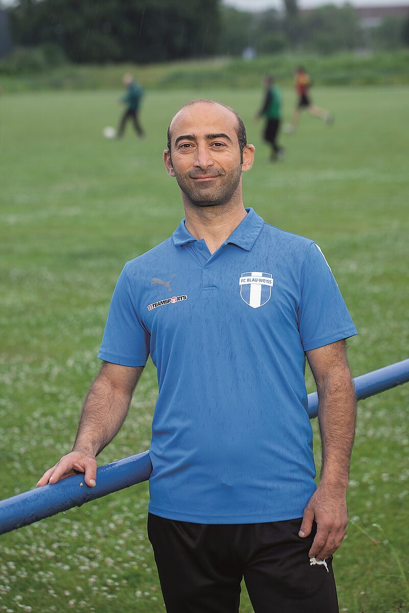 Fußball, trotz allem | Alaa Shehabi war Nationalspieler Palästinas, floh vor dem syrischen Bürgerkrieg und coacht jetzt Blau-Weiß Leipzig