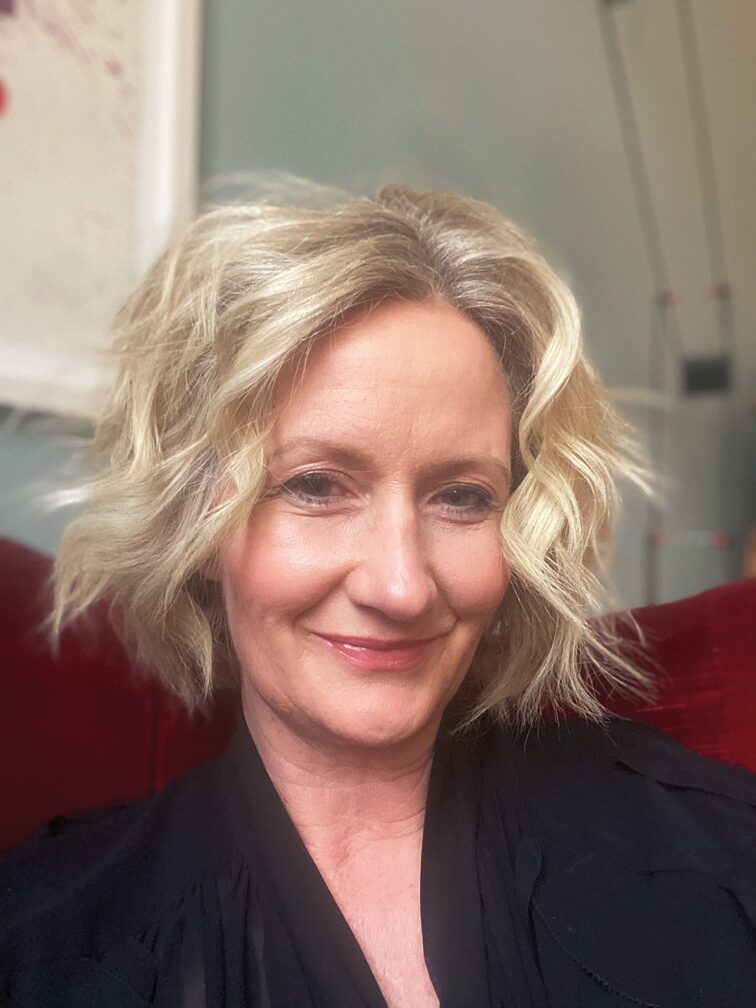 »Der Tabubruch wird zur Normalität« | Barbara Tóth ist Politik- und Medienredakteurin der Wiener Wochenzeitung Falter – wir sprachen mit ihr über die »Kinder der gleichen Geisteshaltung« AfD und FPÖ