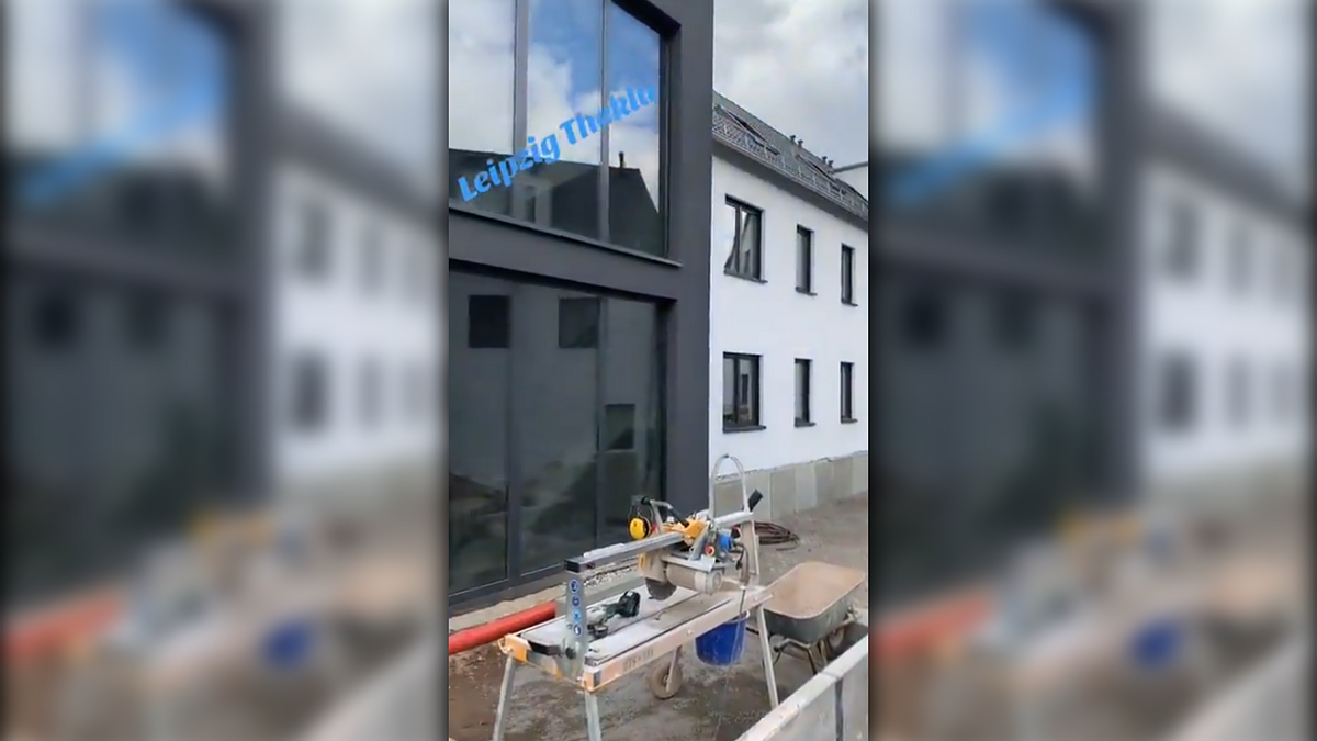   Betonierter Rassismus | Hassposting von Theklaer Baustelle ist kein Einzelfall  