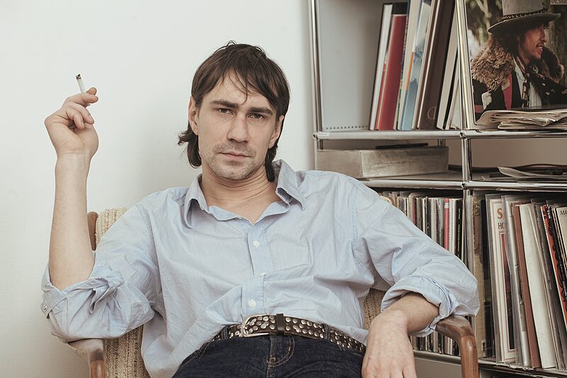 Sehr begabt im Leiden | Tim Mettke hat als Veyls Mâneyr mit »Will the Music heal my Pain« sein erstes Album veröffentlicht – als Tim Adieu soll schon bald das nächste folgen