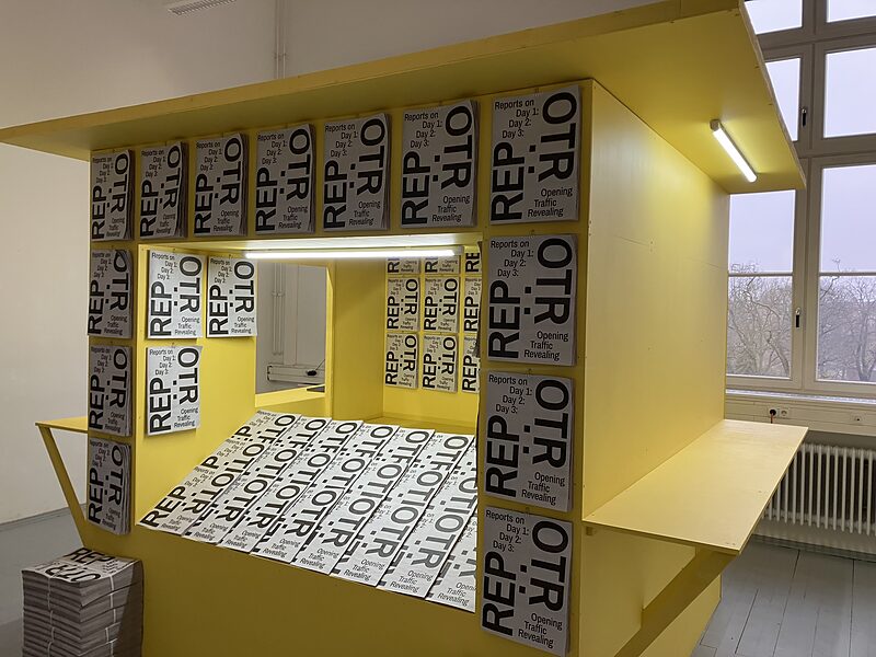 Ein Café, ein Museum und ein großes Nachdenken über KI | Bis Sonntag lädt die Hochschule für Grafik und Buchkunst zum Rundgang
