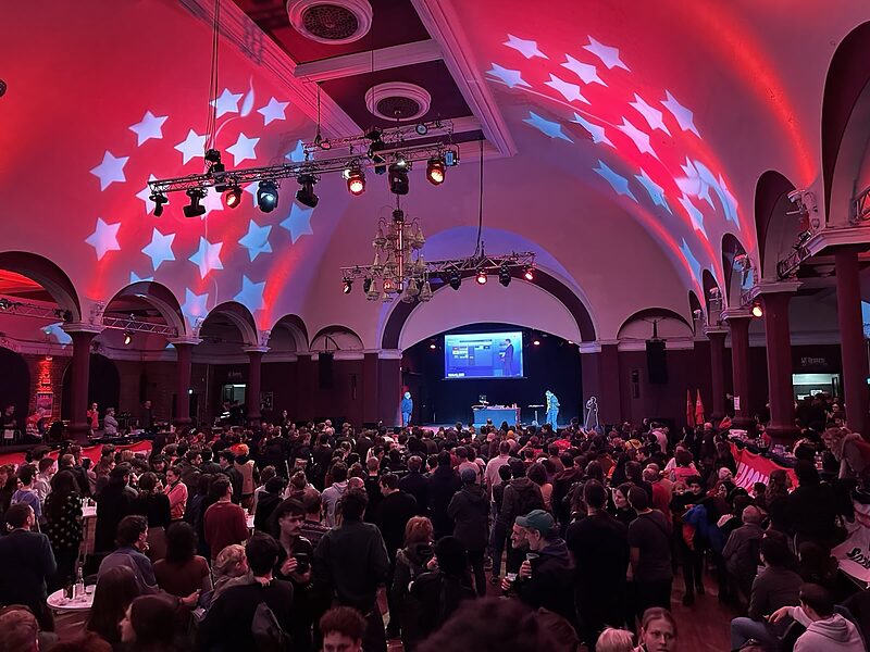 Aufbruch und sächsische Realität | Sören Pellmann verteidigt den Leipziger Süden, die AfD holt erstmals den Norden. Ein Wahlabend