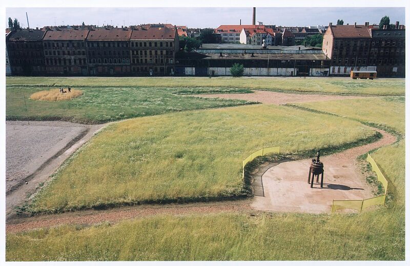 Wem gehört die Stadt? | Die Bürgerinitiative »Jahrtausendfeld retten« engagiert sich für die Freifläche im Leipziger Westen – nun gibt es eine Ausstellung und eine Podiumsdiskussion