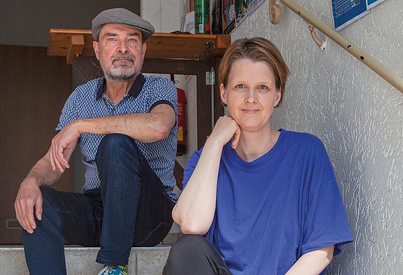 »Unser Journalismus hat auch einen aktivistischen Aspekt« | Björn Wilda und Sandy Feldbacher sind verantwortlich für das Leipziger Straßenmagazin Kippe – dessen 30. Geburtstag nun ansteht