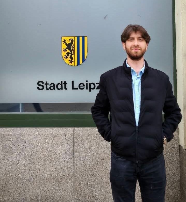 »Sie sollen einfach leben dürfen« | Nach dem Sturz Assads blicken drei Syrerinnen und Syrer aus Leipzig mit Hoffnung und Angst in ihre Heimat