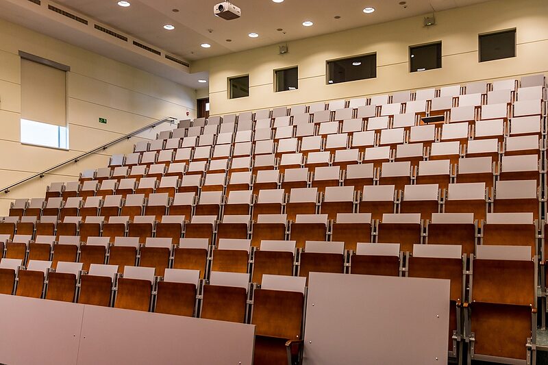 Leerstellen im Lehrplan | Kinderschutz ist im Lehramtsstudium nicht verpflichtend – an der Uni Leipzig setzt sich eine AG für das Thema ein