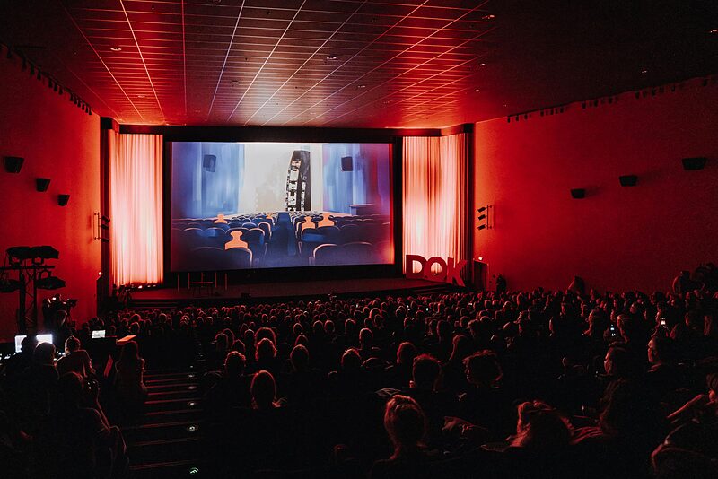 Mit Filmen gegen Widerstände | Zum 68. Mal präsentiert das Dok Leipzig Animiertes und Dokumentarisches – dabei war das Festivalprogramm von massiven Kürzungen bedroht