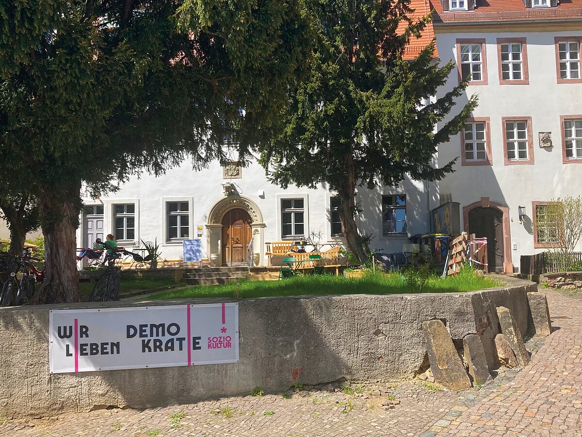   Symptom Wurzen | Weil die sächsische CDU sich offen gegenüber der AfD zeigt, wird das Kulturraumgesetz zum rechtsextremen Einfallstor – eine Reform ist nicht in Sicht  