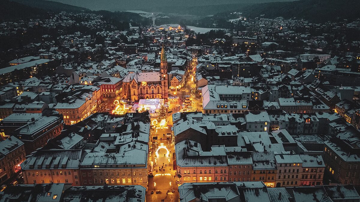   Schloss und Schnee | Meiningen glänzt mit besonderer Atmosphäre gerade im Winter  