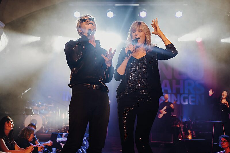 Bryan Ferry und die Backstreet Boys | Am Samstag verabschiedet sich das Moderationsduo nach vielen Jahren mit einem Greatest-Hits-Programm
