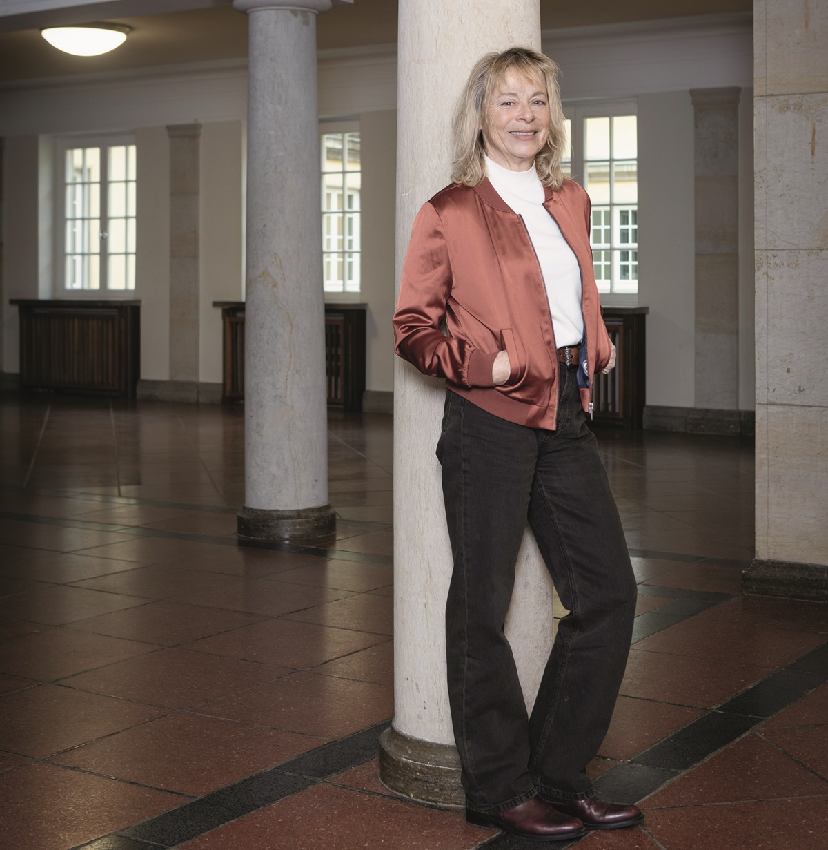 »Sport ist niemals unpolitisch« | Die pensionierte Sportwissenschaftlerin Petra Tzschoppe über die Verbindung  von Sport und Gesellschaft