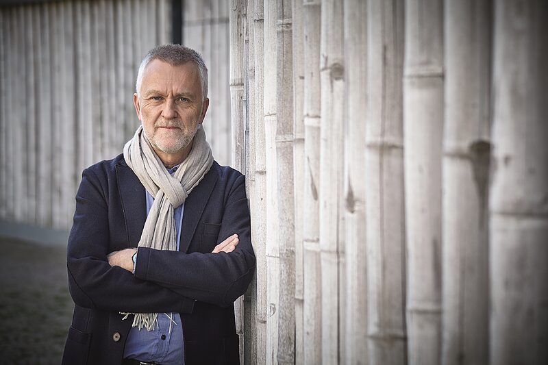 »Ich stelle immer alles in Frage« | Der Leipziger Komponist von Welt Bernd Franke im Gespräch über seine Oper  »Coming up for Air«, die im März uraufgeführt wird