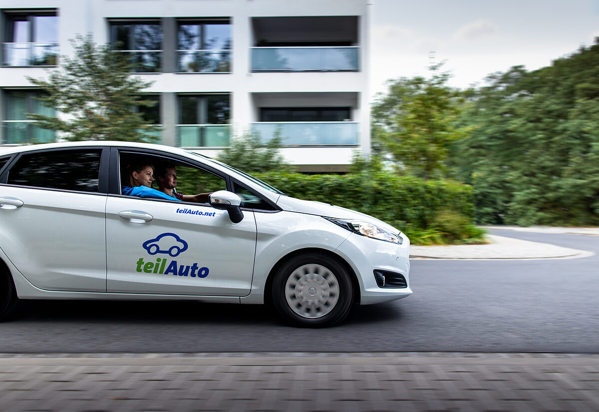   Geteiltes Auto, geteilte Verantwortung | Der Carsharingdienst Teilauto wird zur Genossenschaft  