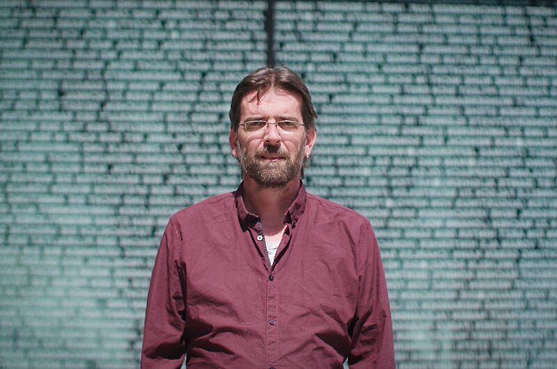 »Ahnen, Erben und Wurzeln: Wer gehört hier eigentlich dazu?« | Der Musikwissenschaftler Thorsten Hindrichs über Rechtsrock und die Band Freiwild