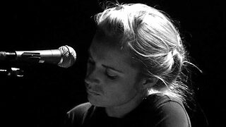 Agnes Obel