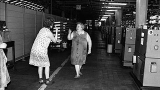 Factory for a (fem.) Century