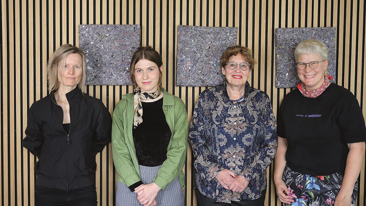   »Ich soll mich vermarkten, nicht vermehren« | Safi, Fiona Lehmann und Uschi Brüning, im Generationengespräch über Musik, Geld und Feminismus  