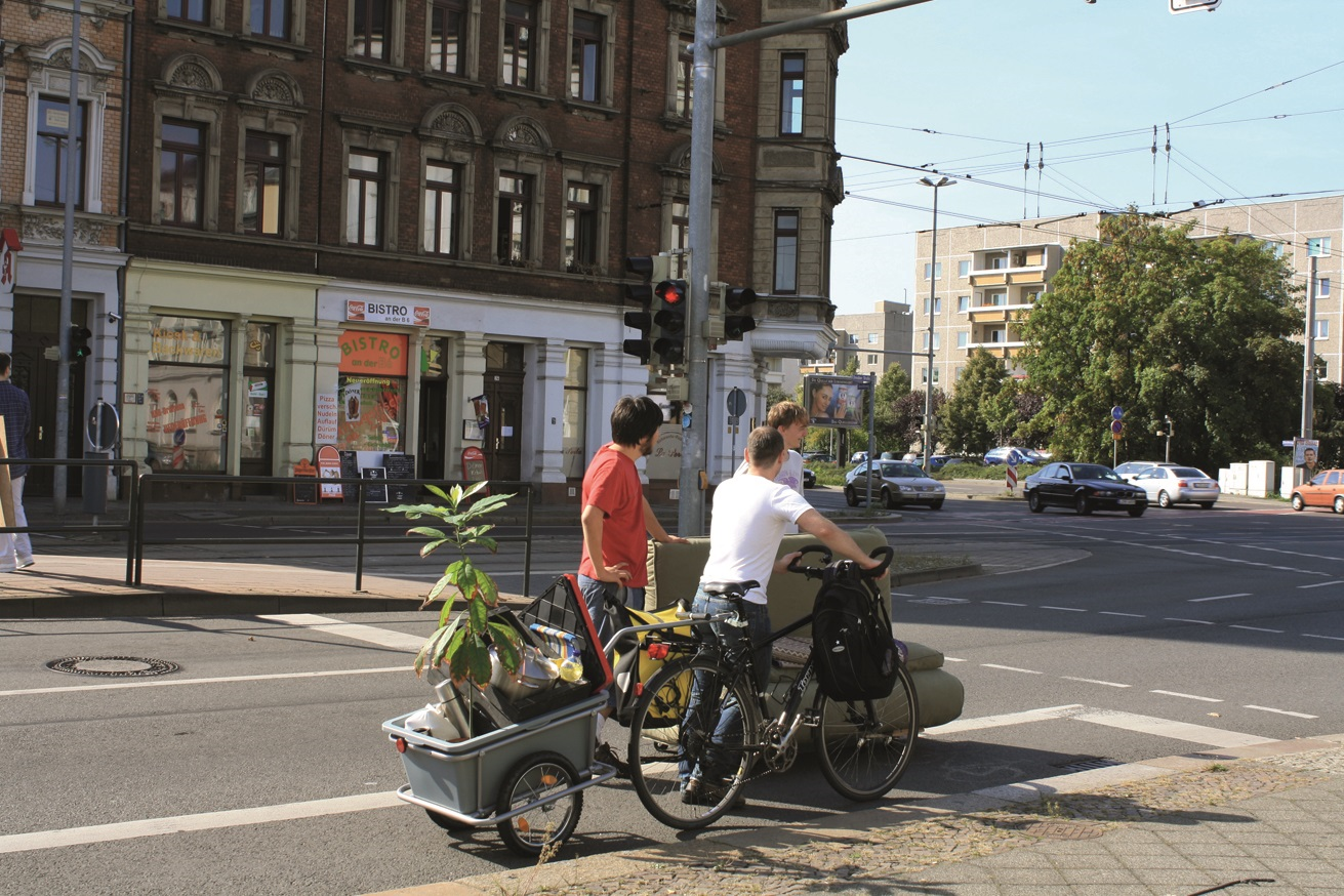 »Wir haben ein Wohnzimmer aufgebaut« | Alexander John über Leipzigs ersten Parking Day