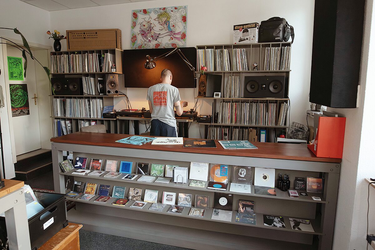   Seltene Scheiben | Puk Records in der Hermann-Liebmann-Straße verkauft Raritäten der elektronischen Tanzmusik  